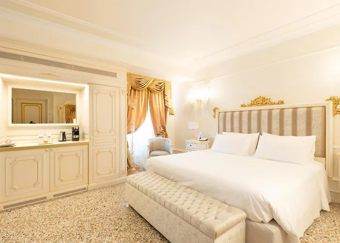Hotel Ca' Bonfadini Historic Experience Veneza