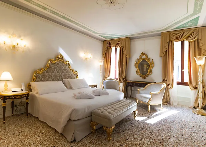 Ca' Bonfadini Historic Experience Veneza