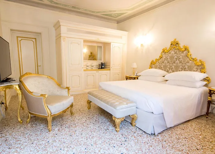 Ca' Bonfadini Historic Experience Veneza