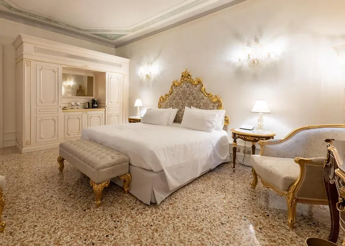 Ca' Bonfadini Historic Experience 5*