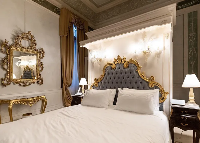 Ca' Bonfadini Historic Experience 5*