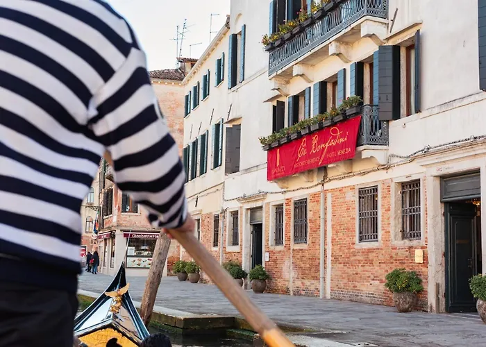 Ca' Bonfadini Historic Experience Veneza