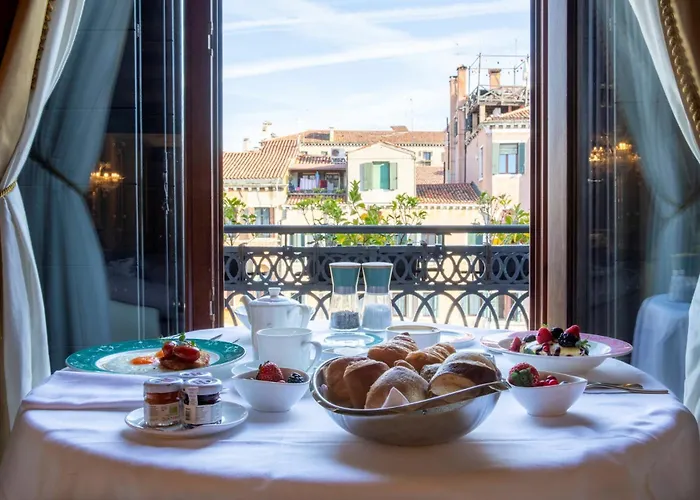 Ca' Bonfadini Historic Experience Hotel Veneza
