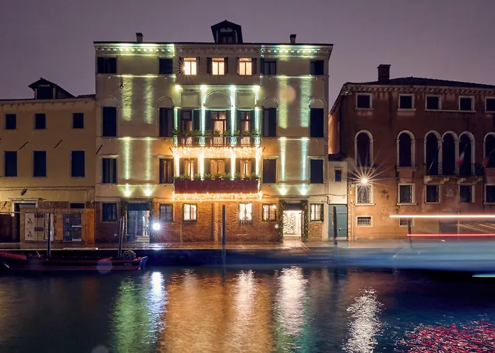 Hotel Ca' Bonfadini Historic Experience 5*