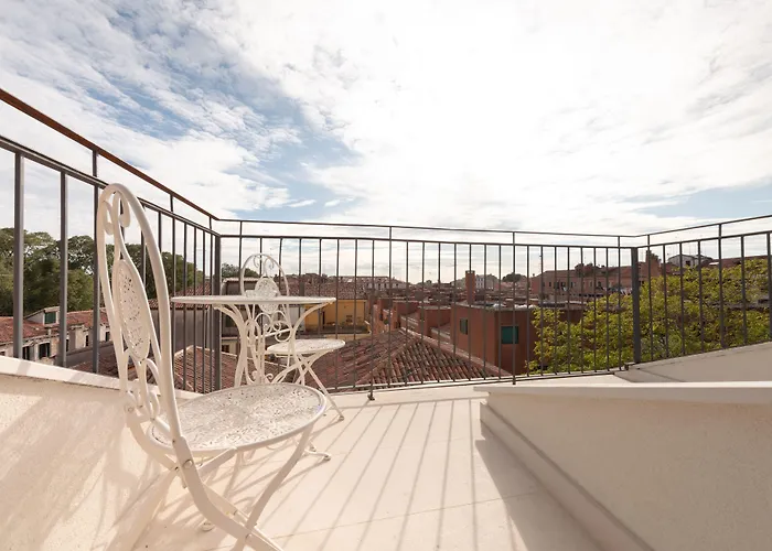 Ca' Bonfadini Historic Experience 5* Veneza