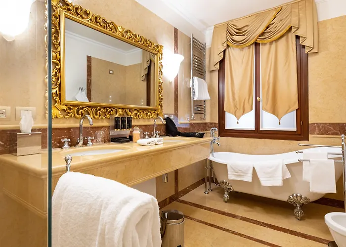 Hotel Ca' Bonfadini Historic Experience