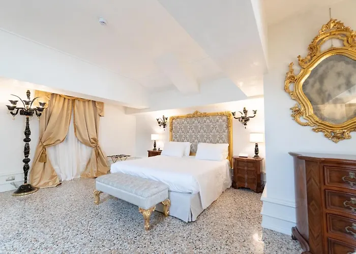 Ca' Bonfadini Historic Experience Hotel Veneza