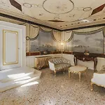 Ca' Bonfadini Historic Experience Hotel
