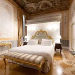 Ca' Bonfadini Historic Experience 5*