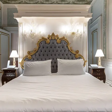 Ca' Bonfadini Historic Experience 5*