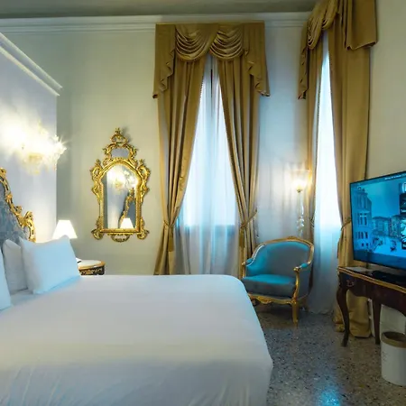 Ξενοδοχείο Ca' Bonfadini Historic Experience 5*