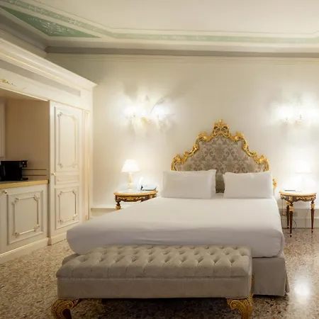 Ca' Bonfadini Historic Experience 5* Βενετία