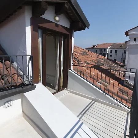 Ca' Bonfadini Historic Experience Hotell