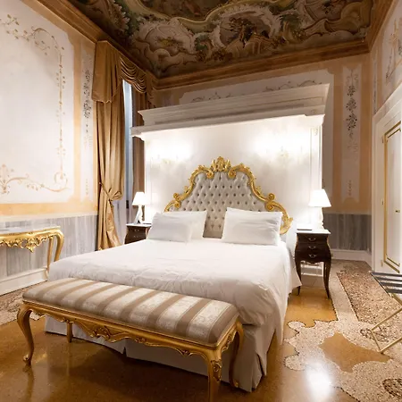 Ca' Bonfadini Historic Experience 5*