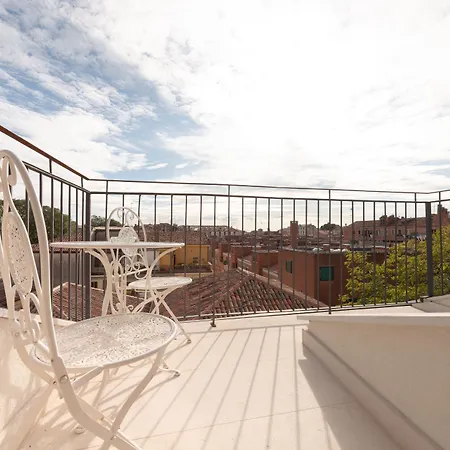 Ca' Bonfadini Historic Experience 5* Venedig