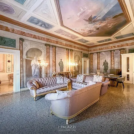 Hotel Ca' Bonfadini Historic Experience 5*