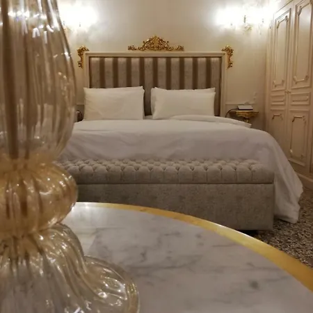 Ξενοδοχείο Ca' Bonfadini Historic Experience 5*
