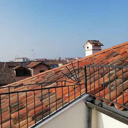 Ca' Bonfadini Historic Experience Hotel