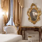 Ca' Bonfadini Historic Experience