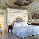 Ca' Bonfadini Historic Experience