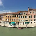 Ca' Bonfadini Historic Experience 5*