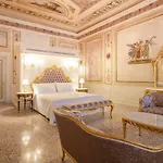 Ca' Bonfadini Historic Experience