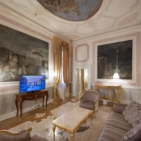 Ca' Bonfadini Historic Experience 5*